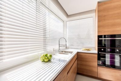 Venetian blinds in a kitchen