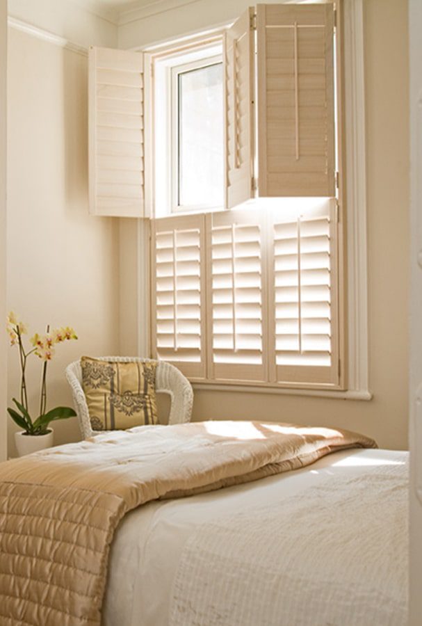 Tier-on-Tier Bedroom Shutters